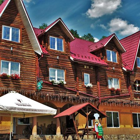 "Lian" Family Hotel & Restaurant Volosyanka  Bagian luar foto