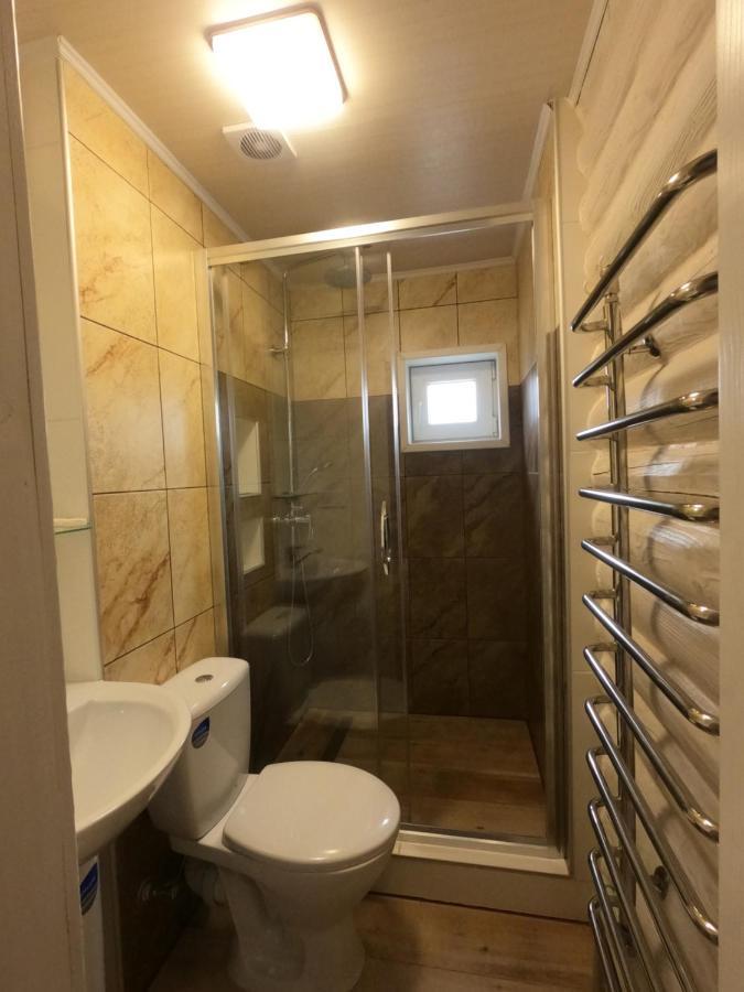 "Lian" Family Hotel & Restaurant Volosyanka  Bagian luar foto