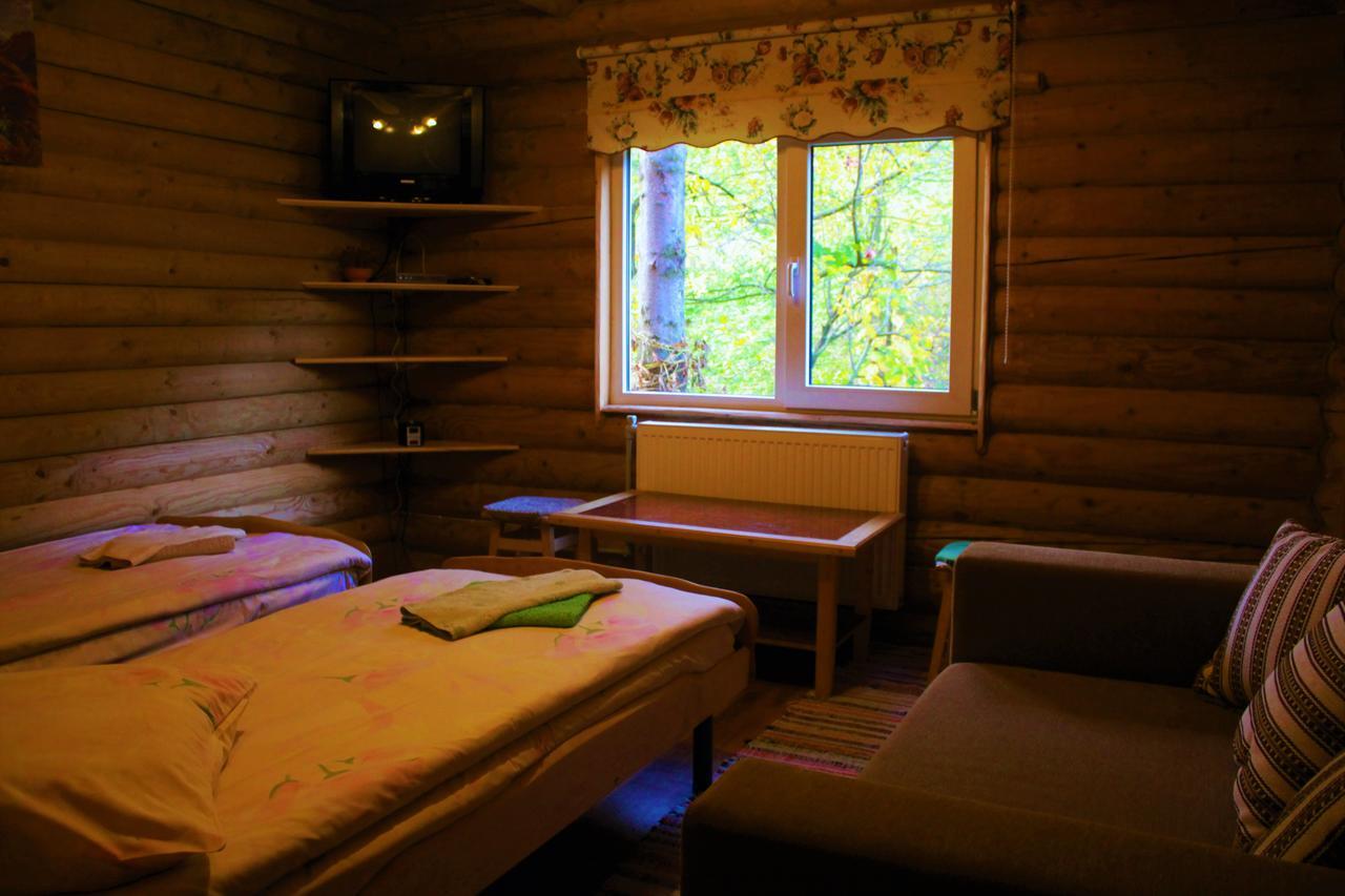 "Lian" Family Hotel & Restaurant Volosyanka  Bagian luar foto