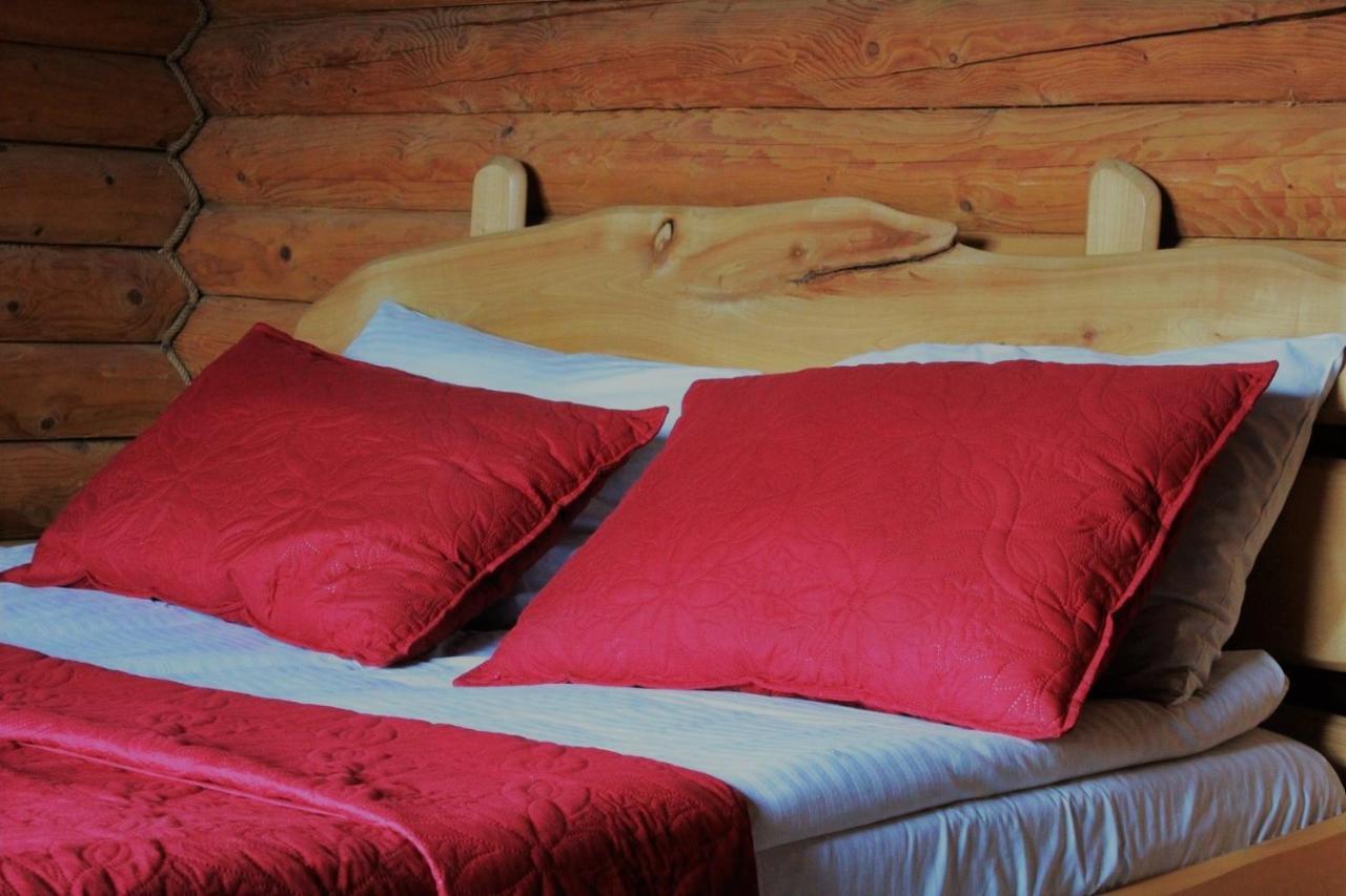 "Lian" Family Hotel & Restaurant Volosyanka  Bagian luar foto